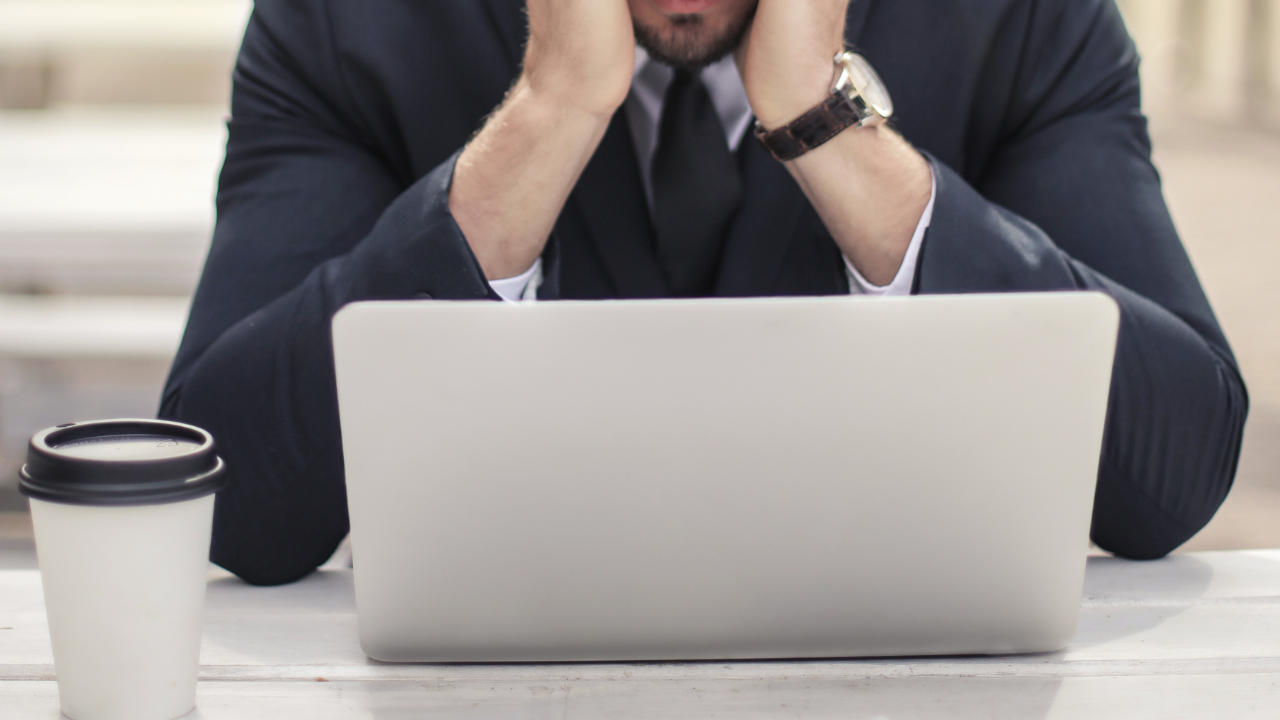 Why Smart People Get Stuck in Thought Loops (And How to Stop)